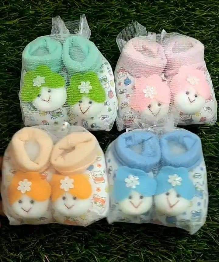 Adorable Newborn Baby Cartoon Face Booties - Soft Cotton & Anti-Slip Soles!